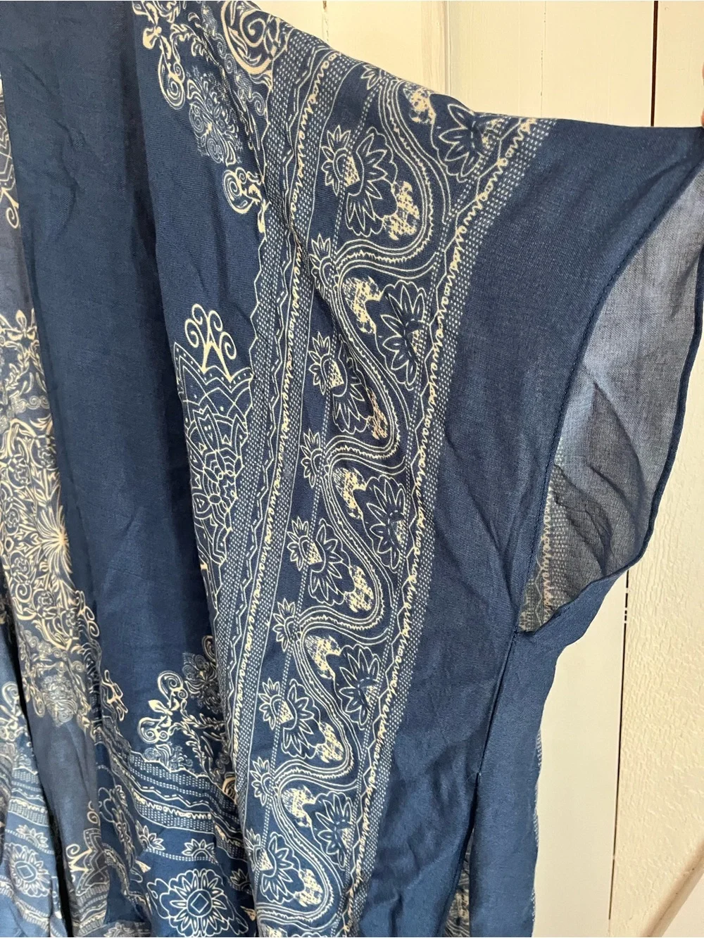 SALE 3/$20 Blue Printed Women’s Kimono - Picture 3 of 4